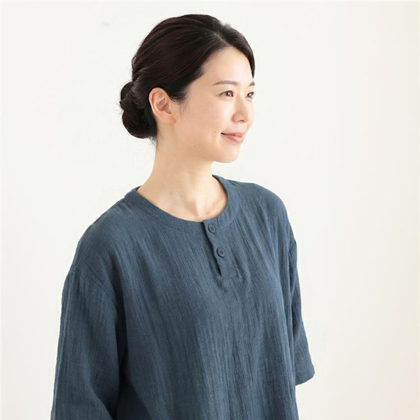 yucuss(ユクスス) ネイビー