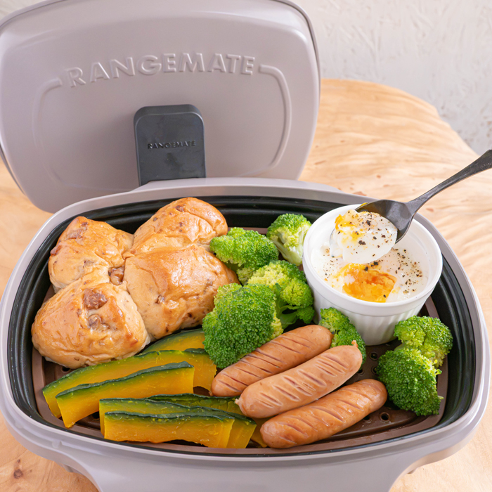【連載】「おうちごはんの時間」その18 レンジで焼きも蒸しも！人気商品の新作が出た