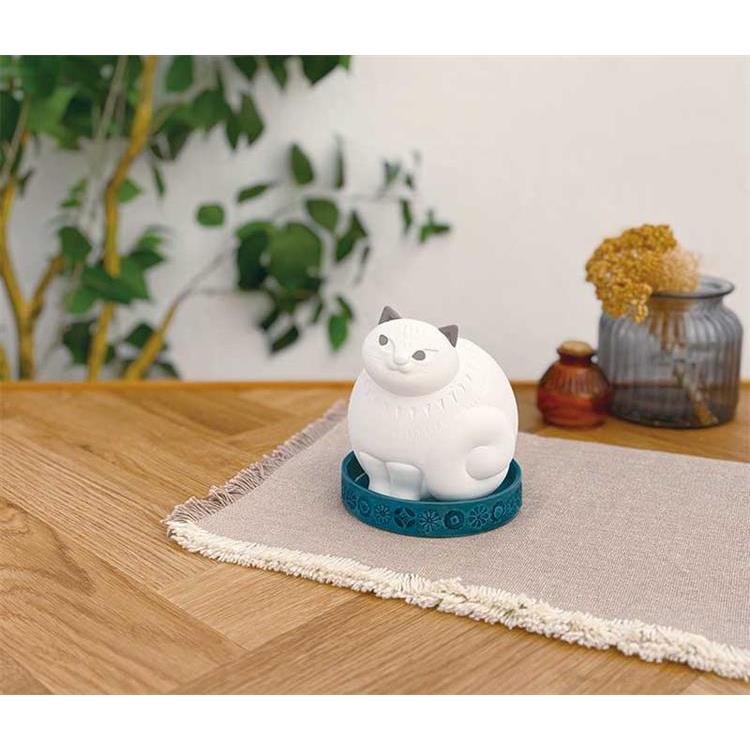 潤いマスコット ネコ【自然気化式】: ホーム＆キッチン | ロフトネット
