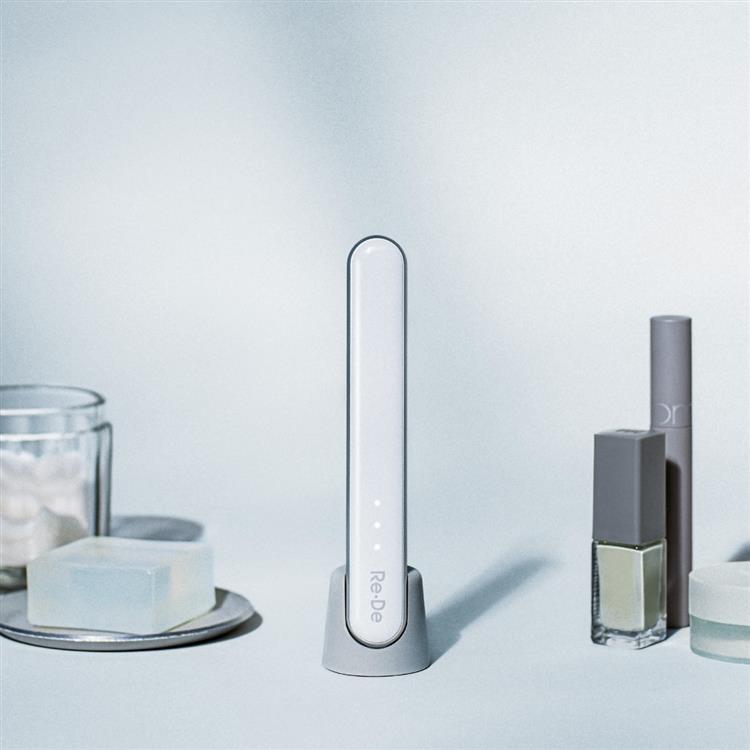 スハダスティック美顔器 ホワイト FM01A-WT ホワイト