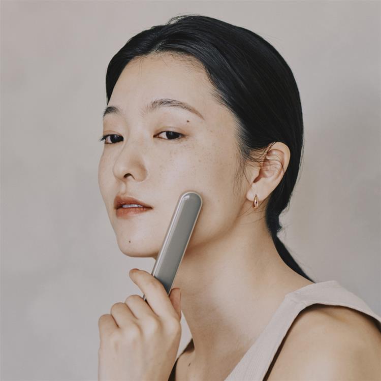 スハダスティック美顔器 ヒュッゲグレー FM01A-HG ヒュッゲグレー