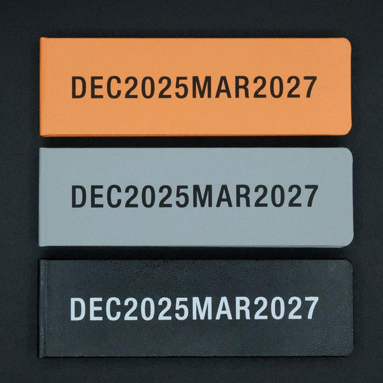 2025年12月始まり 週間ブロック A5変型 スティックダイアリー ハードカバー グレー グレー