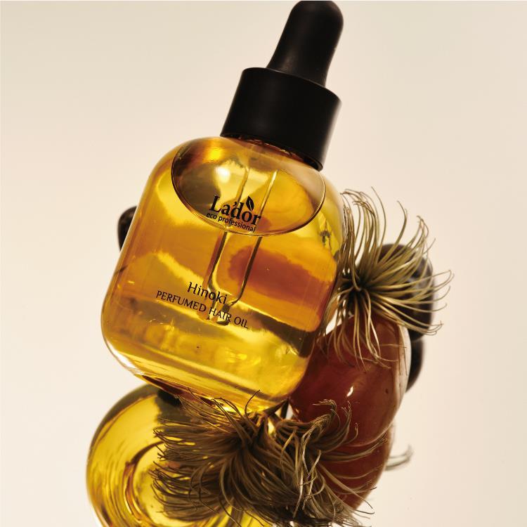 パフュームヘアオイル ヒノキ 30ml: コスメ＆ビューティー 
