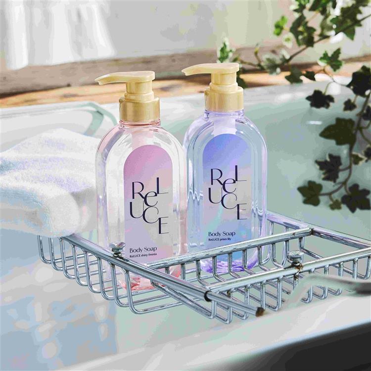 パフュームボディソープ シャイニーフリージア 400ml