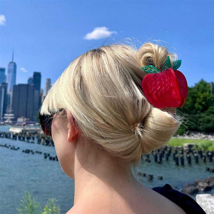 ★ヘアクリップ APPLE