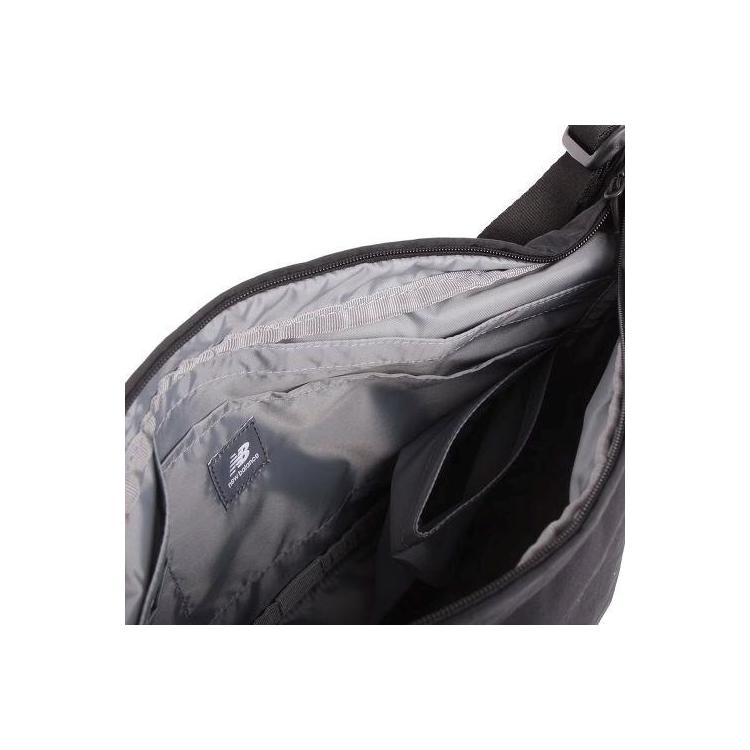 ショルダーバッグ AC1739I ブラック