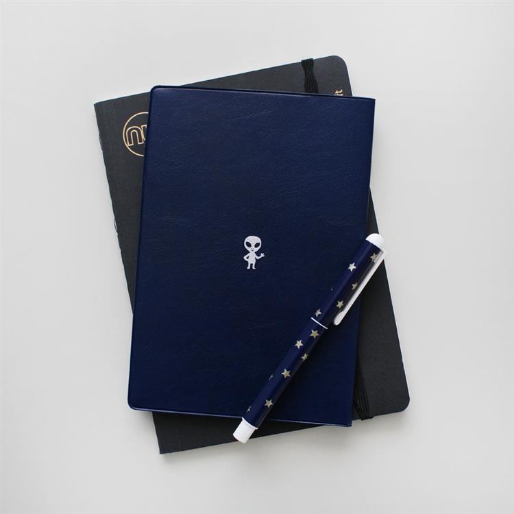 2026年4月始まり手帳 月間 B6 アブダクション シルバー シルバー