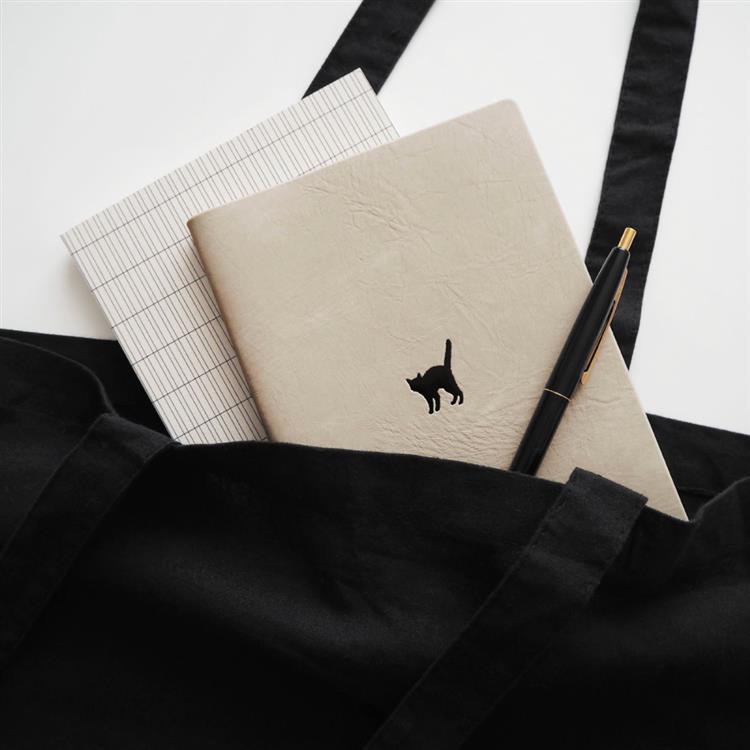 2026年4月始まり手帳 週間レフト B6 ワンポイント キャット キャット