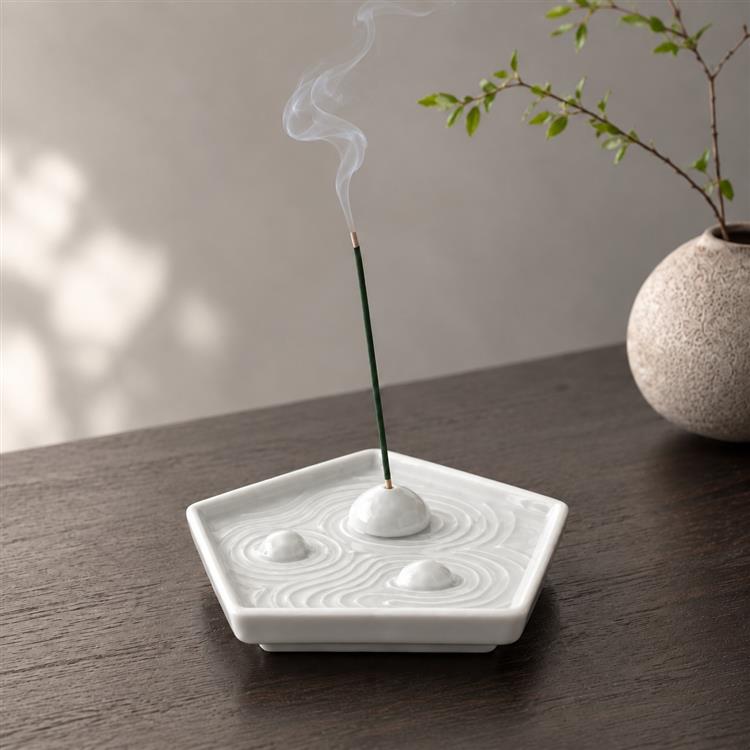 有田焼 五角形香皿 静寂 静寂