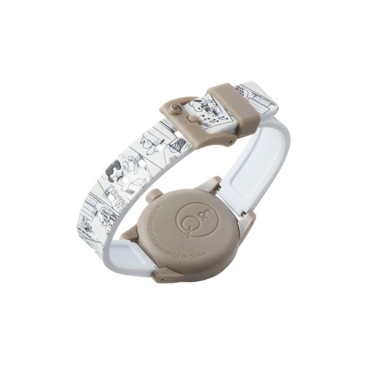 Q＆Q Smile Solar×PEANUTS コレクション