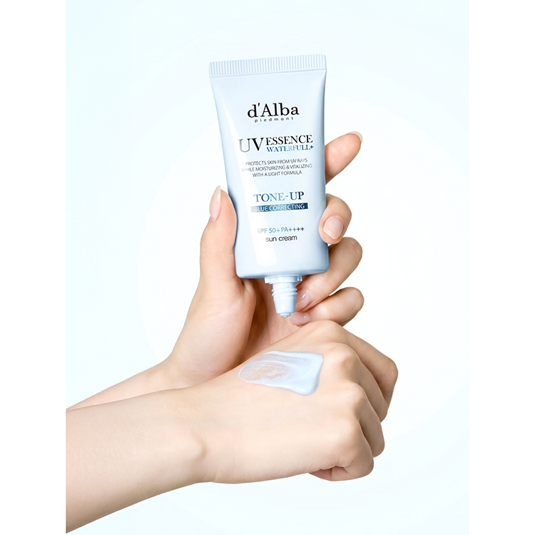 ダルバ ウォータフル トーンアップ サンクリーム ブルー 50ml