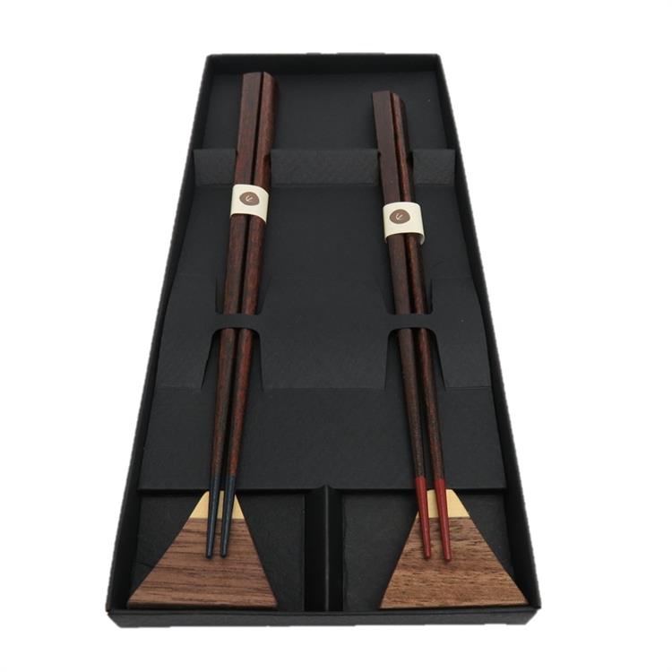 夫婦箸 富士山 箸置付: ホーム&キッチン | ロフトネットストア 夫婦箸 富士山 箸置付: ホーム&キッチン | ロフトネットストア