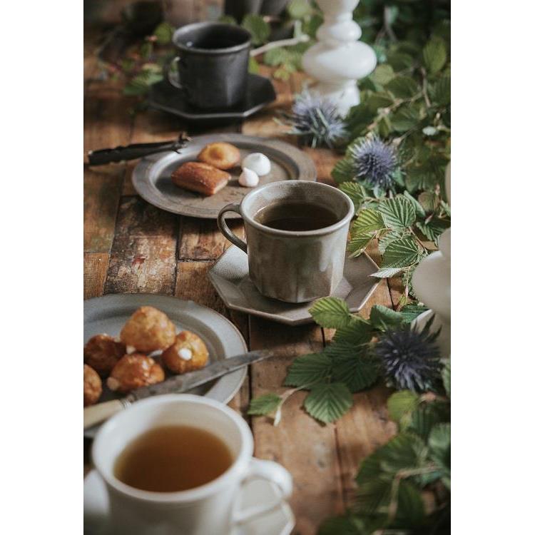 オクタゴナルカップ&ソーサー 240ml ブラス エイシェントポタリー カップ&ソーサー:ホワイト