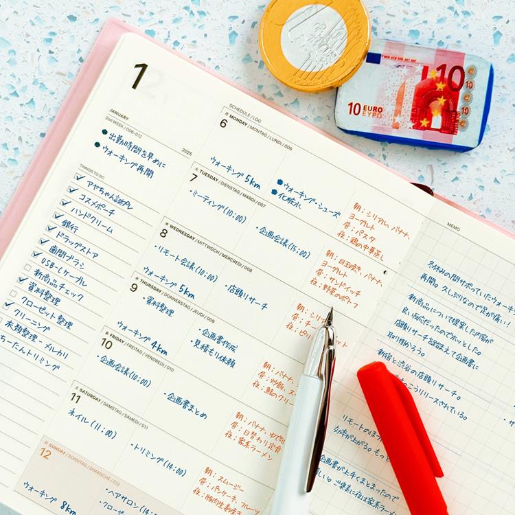 2025年12月始まり手帳 週間レフト B6変型 タスクログ タイポ グレー グレー