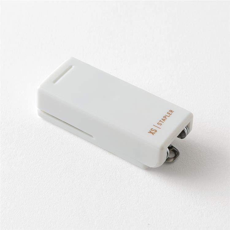 XS コンパクトホッチキス 白 白
