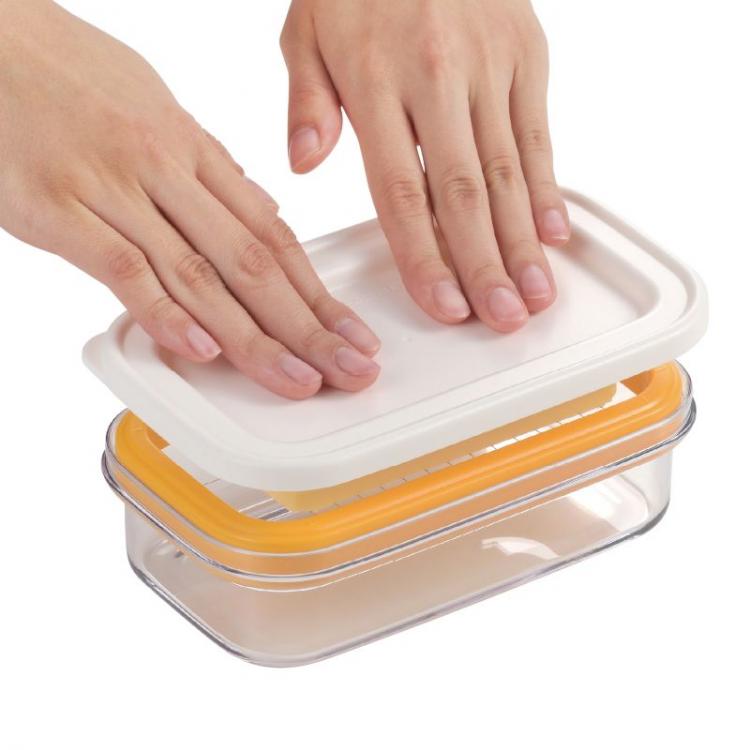 カットできちゃうバターケース