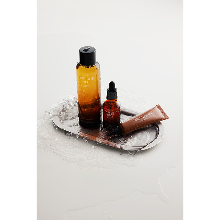 カフェインショット ビタC トーニングセラム 30ml