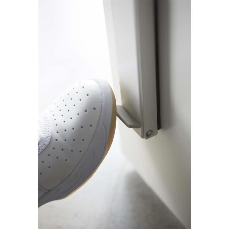 マグネット折り畳みドアストッパー ホワイト smart(スマート)(ホワイト): ホーム＆キッチン ロフト公式通販サイト LOFT