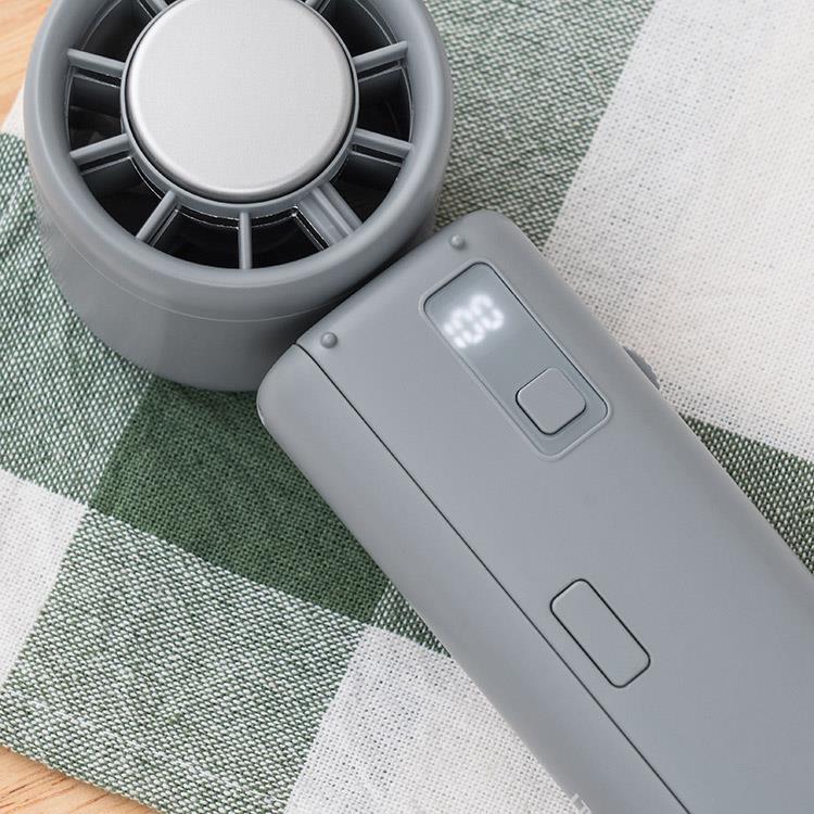 ペルチェ冷却機能日傘ファンカラビナ付 スモーキーブルー 扇風機 スモーキーブルー