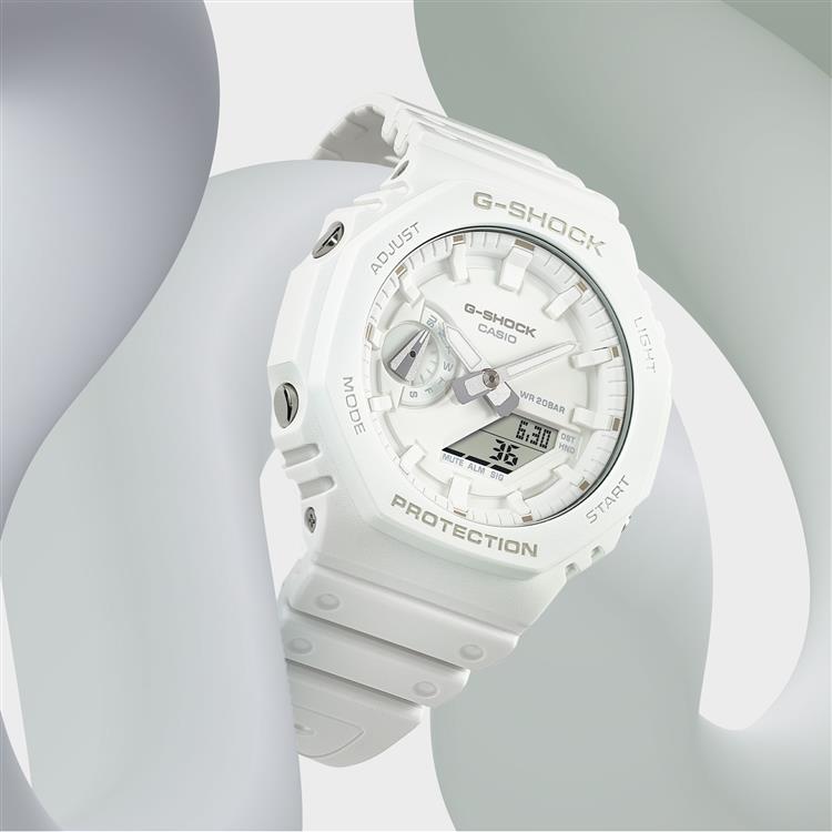 GA-2100シリーズ【国内正規品】GA-2100-7A7JF: ファッション