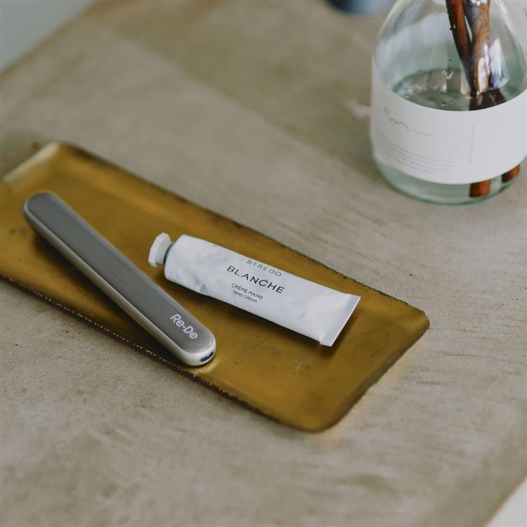 スハダスティック美顔器 ヒュッゲグレー FM01A-HG ヒュッゲグレー