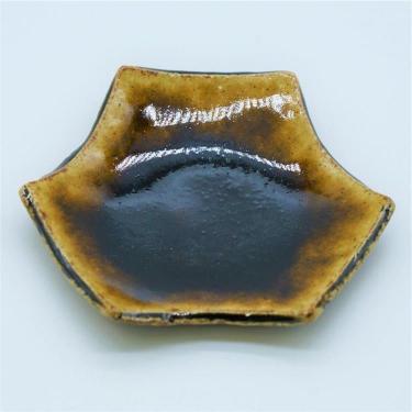 河内啓 六角豆皿 アメ釉