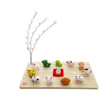 錦彩招福十二支飾り 白木台餅花付き【ロフト限定】