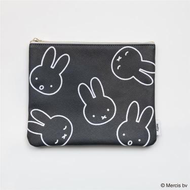 モチーフフラットポーチ ブラック