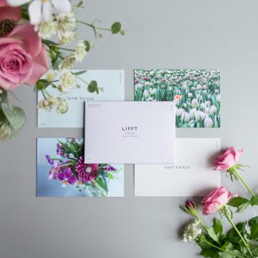 花と新聞の定期便ギフトチケット １ヶ月 ステーショナリー ロフト公式通販サイト Loft