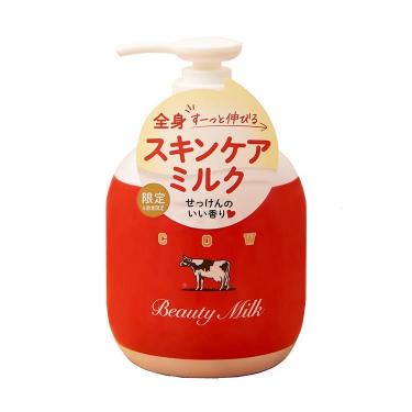 泡で出てくる ミルキィボディソープ カウブランド赤箱の香り